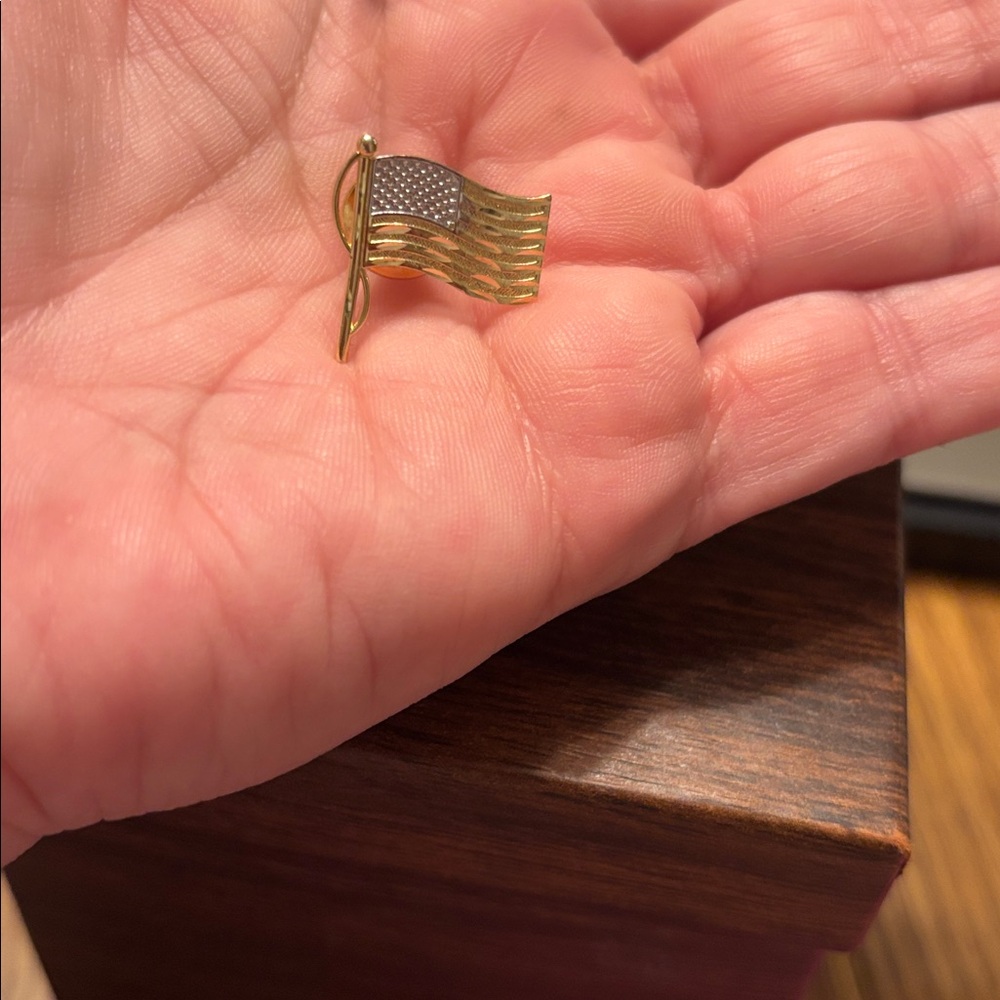 Michael Anthony 14K Gold and Silver American Flag God Bless America Pin